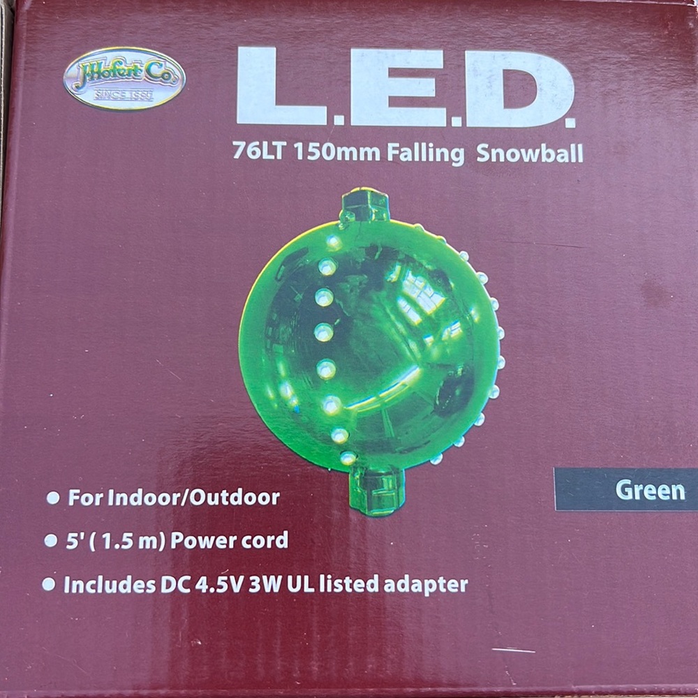 NWT LED FALLING SNOWBALL
Each sold separately for $20 each.